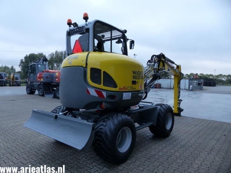 Wacker Neuson 6503 PRO voor Broekhuizen Tuinaanleg - Afbeelding 3