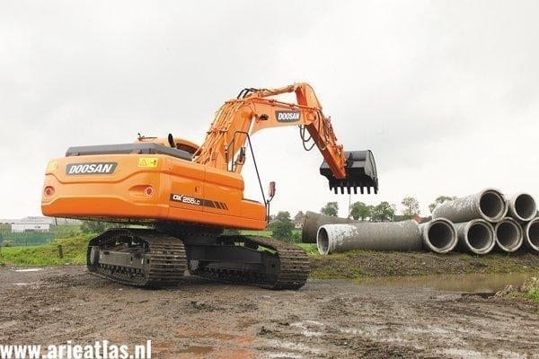 big-Heavy_Excavator_DX255LC_Landscaping_001.7044.jpg_Interflow - JPG - Fit to Box_600_500_true.7044