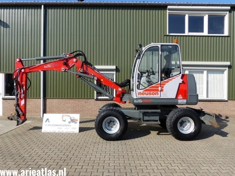 NEUSON 6503 VOOR STRUBBE UIT OUDERKERK AAN DE AMSTEL - Afbeelding 2