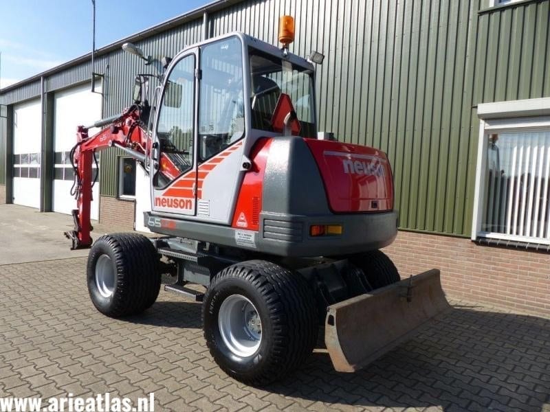 NEUSON 6503 VOOR STRUBBE UIT OUDERKERK AAN DE AMSTEL - Afbeelding 3