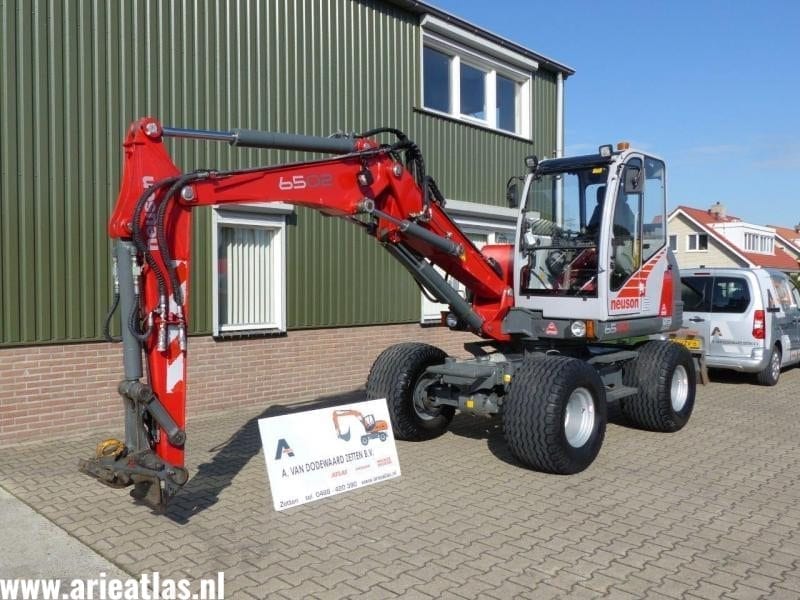 NEUSON 6503 VOOR STRUBBE UIT OUDERKERK AAN DE AMSTEL - Afbeelding 6