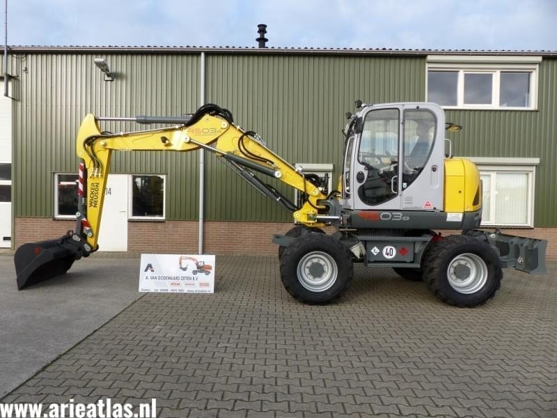 big-P1010349 (Large).5374