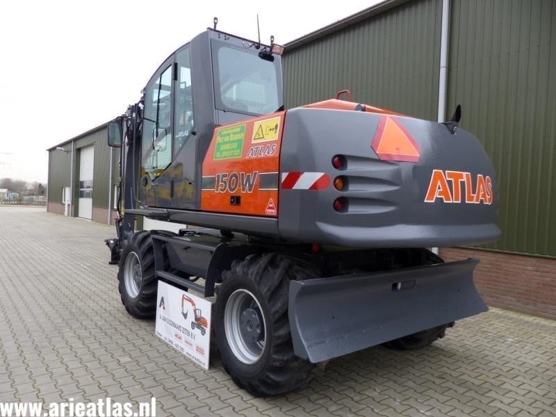 Atlas 150W voor Loon- en grondverzetbedrijf Piet van Beurden uit Buurmalsen - Afbeelding 2