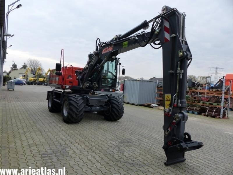 Atlas 150W voor Loon- en grondverzetbedrijf Piet van Beurden uit Buurmalsen - Afbeelding 4