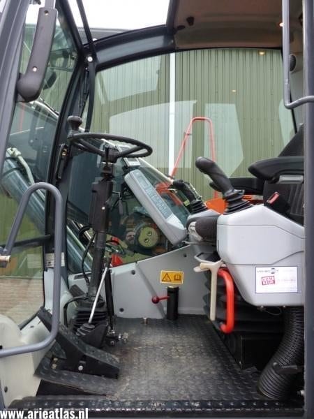 Atlas 150W voor Loon- en grondverzetbedrijf Piet van Beurden uit Buurmalsen - Afbeelding 6