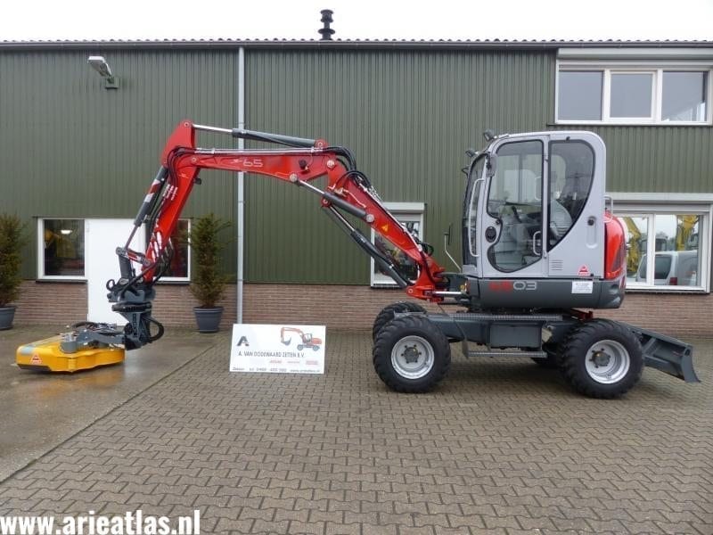 big-P1030696 (Large).3236