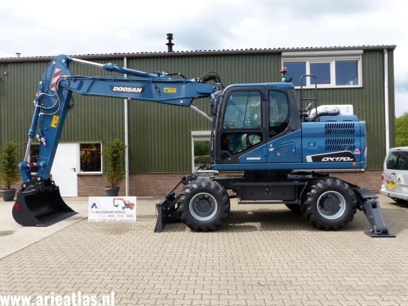 DOOSAN DX170W NAAR HOOIJER RENKUM B.V. - Afbeelding 2