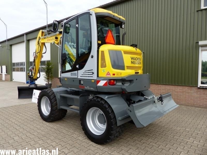 WACKER NEUSON EW65 PRO XL NAAR LOON- EN VERHUURBEDRIJF J.P. VAN ROSSUM - Afbeelding 3
