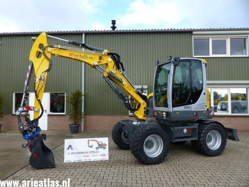 big-P1070035 (Large).1213