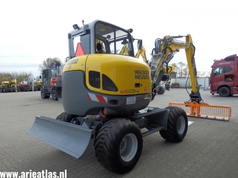 WACKER NEUSON 6503 NAAR RECREATIEPARK DE WATERSNIP - Afbeelding 4