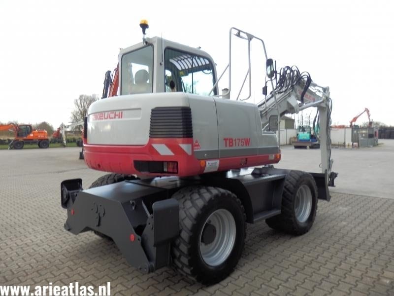 TAKEUCHI TB175W NAAR WIENHOLTS GRONDWERKEN B.V. - Afbeelding 4