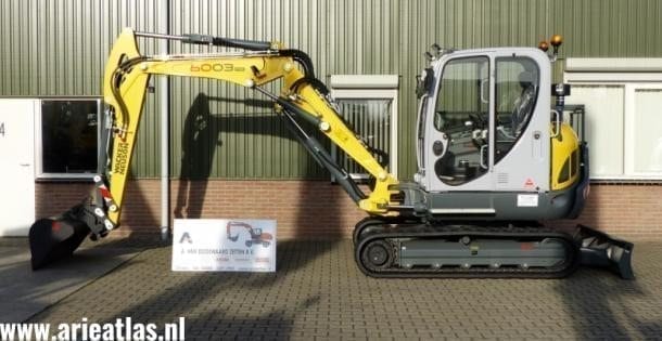 med-P1010242 (Large).9547