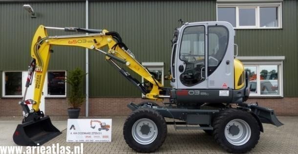 med-P1040942 (Large).4623