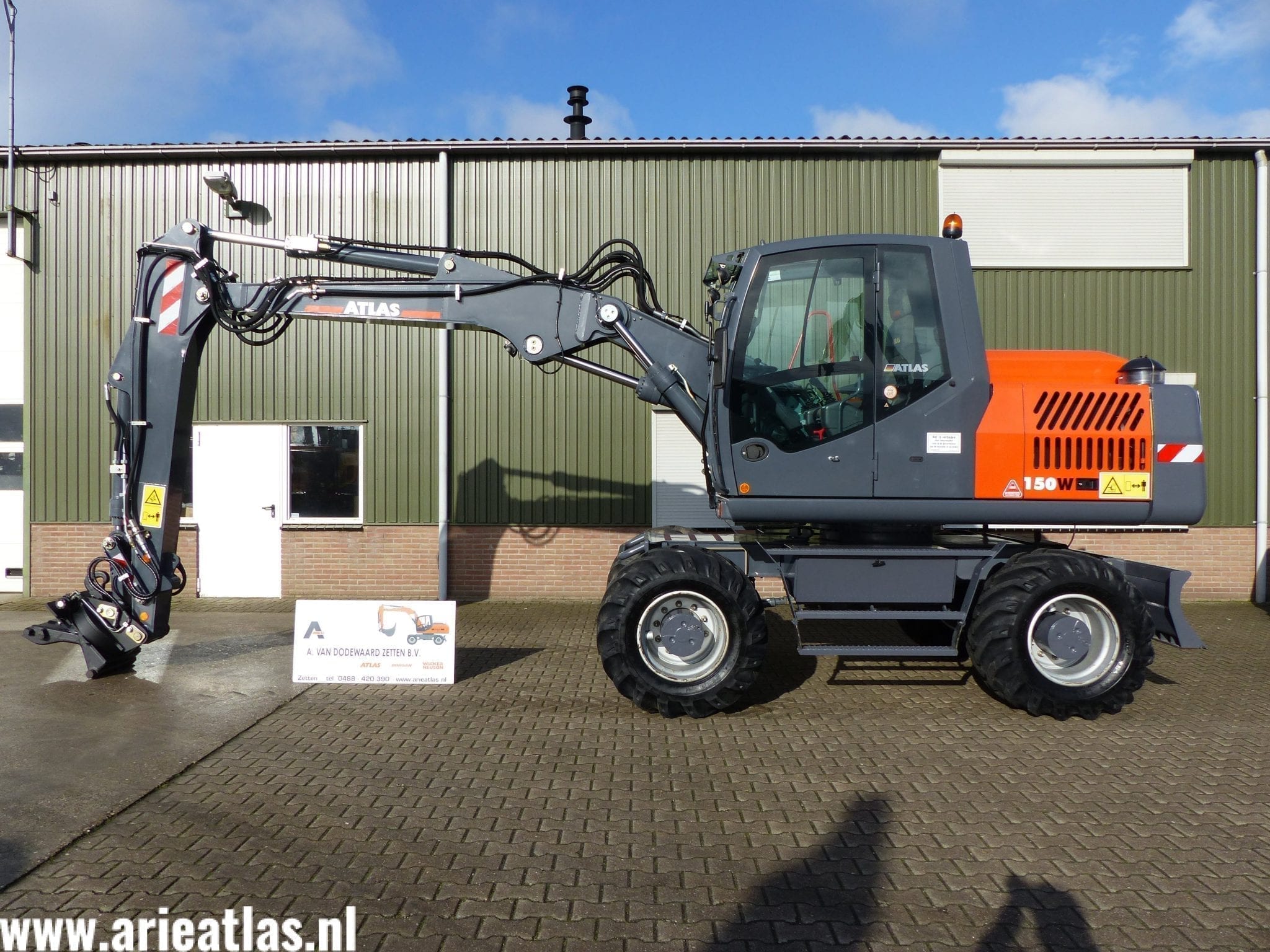 Atlas 150W van elk (1)