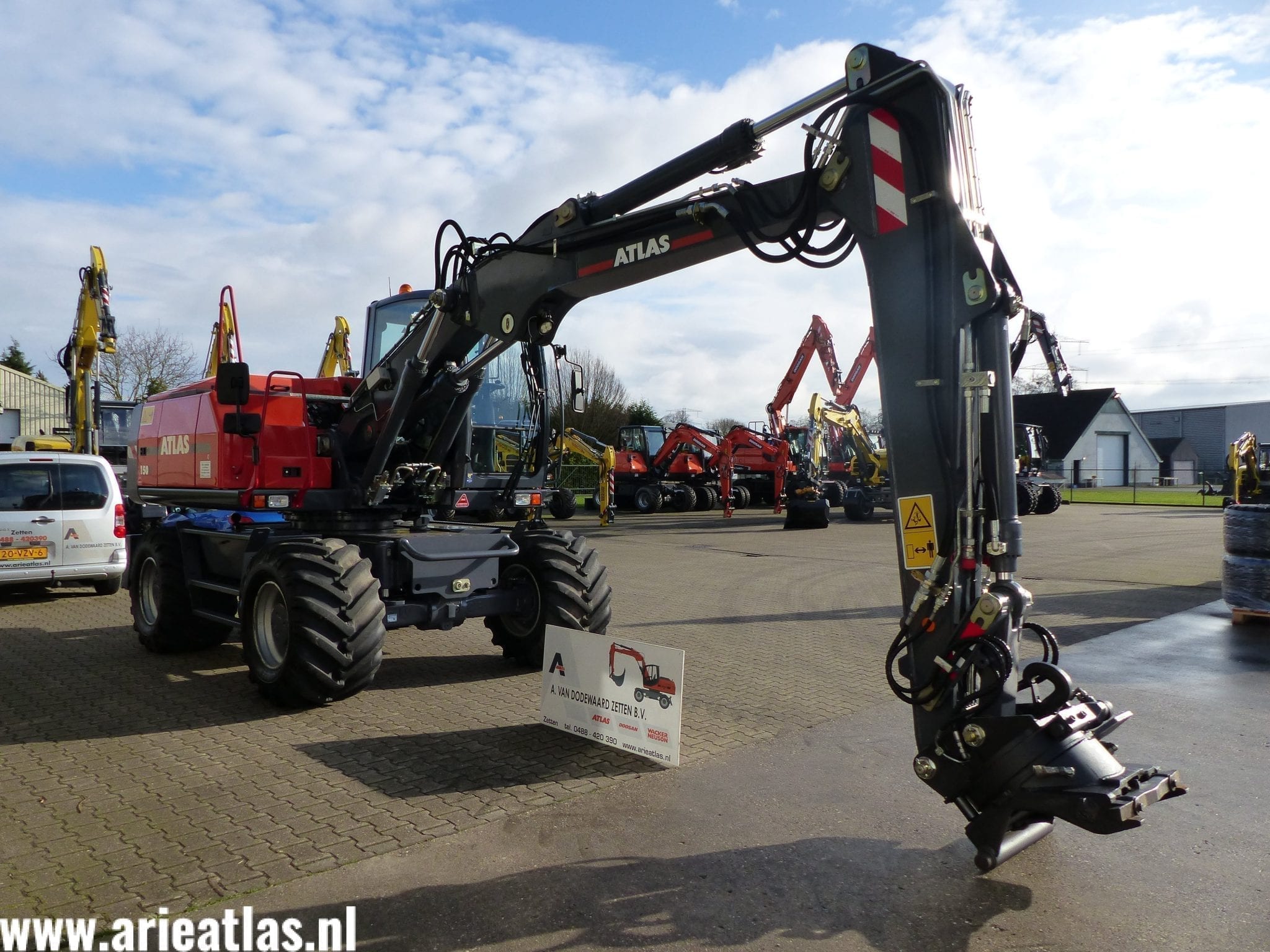 ATLAS 150W VOOR VAN ELK GRONDWERKEN VOF. - Afbeelding 4