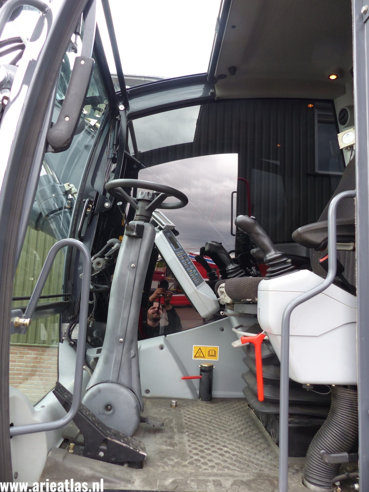 Atlas 160W voor Sterk Heukelum B.V. - Afbeelding 6