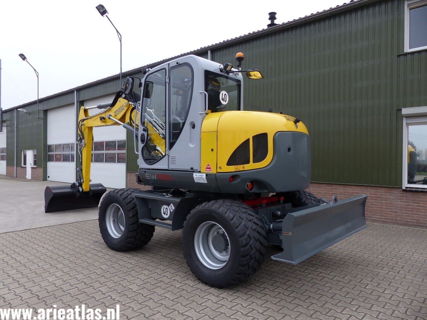 Wacker Neuson EW100 voor A. Blijleven - Afbeelding 2