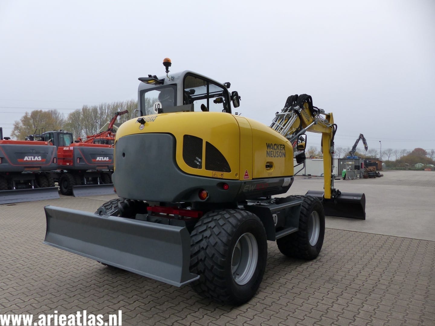Wacker Neuson EW100 voor A. Blijleven - Afbeelding 3