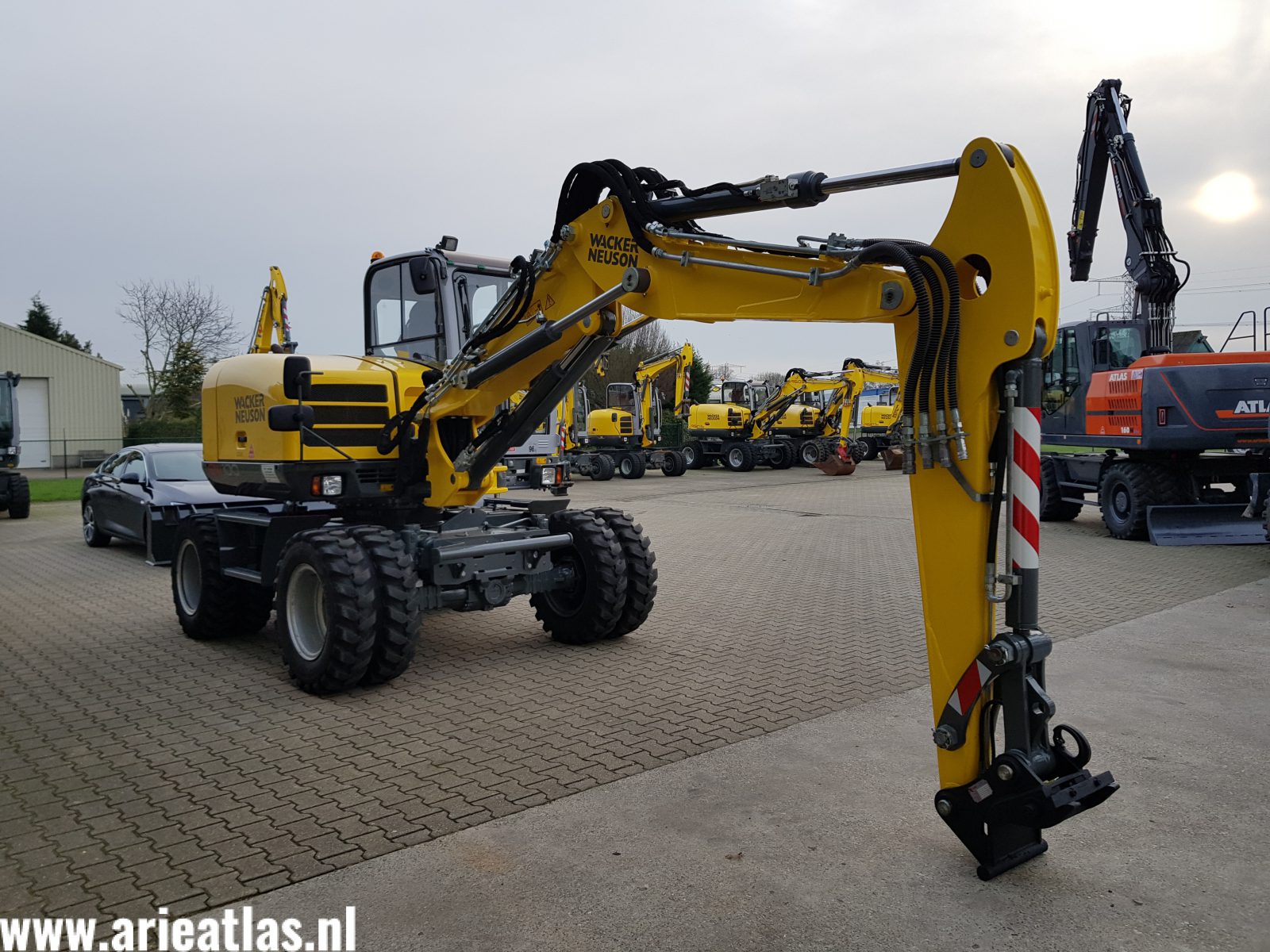 Wacker Neuson EW100 voor Van Kempen Loonwerk & Grondverzet BV - Afbeelding 7