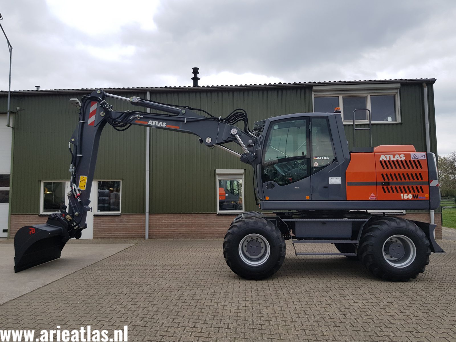 Atlas 150W Jochem de Bont (1)