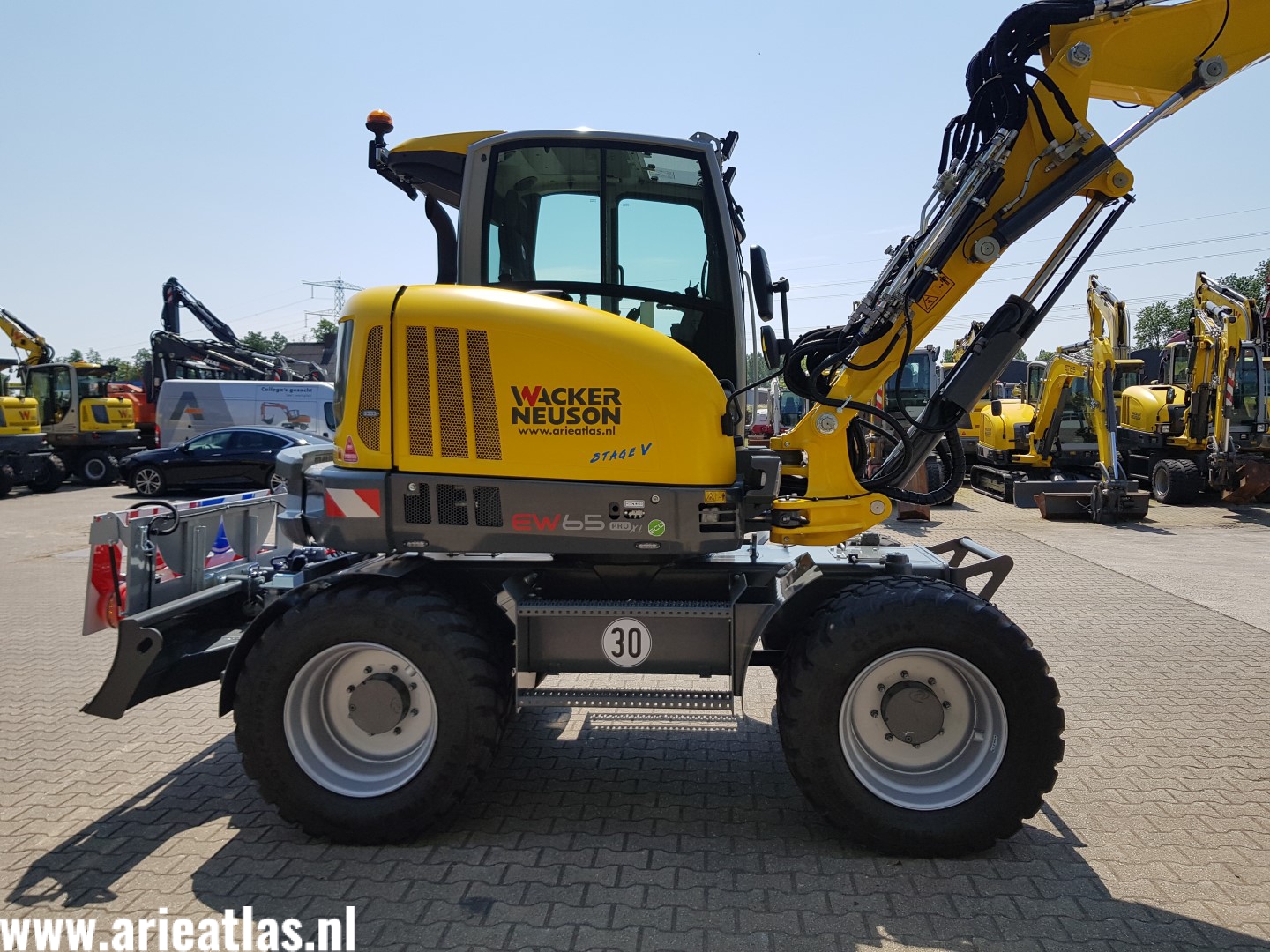 Wacker Neuson EW65 PRO XL voor Ter Riele BV - Afbeelding 11
