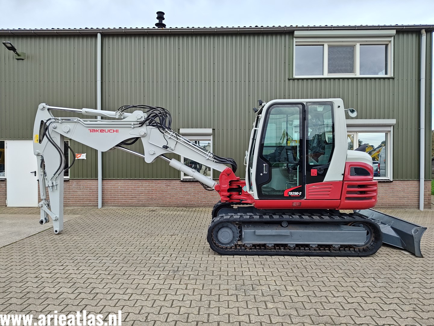 1795-001 Takeuchi TB290-2