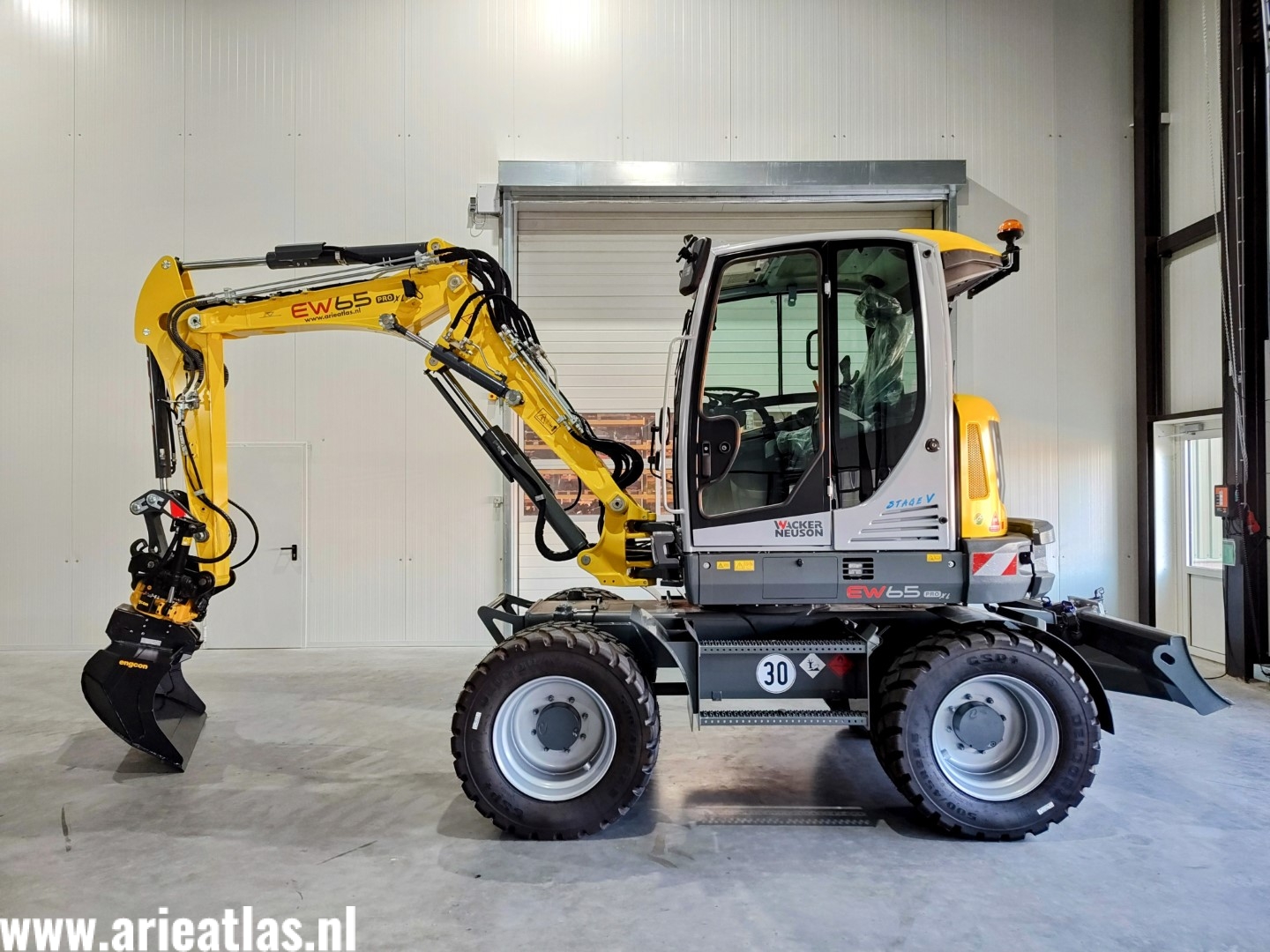 1720-001 Wacker Neuson EW65 PRO XL Engcon EC206