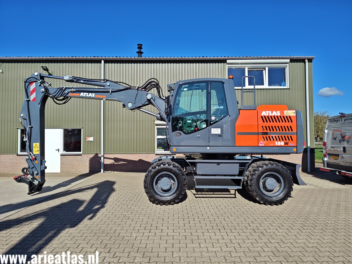 1862-001 Atlas 150W blue